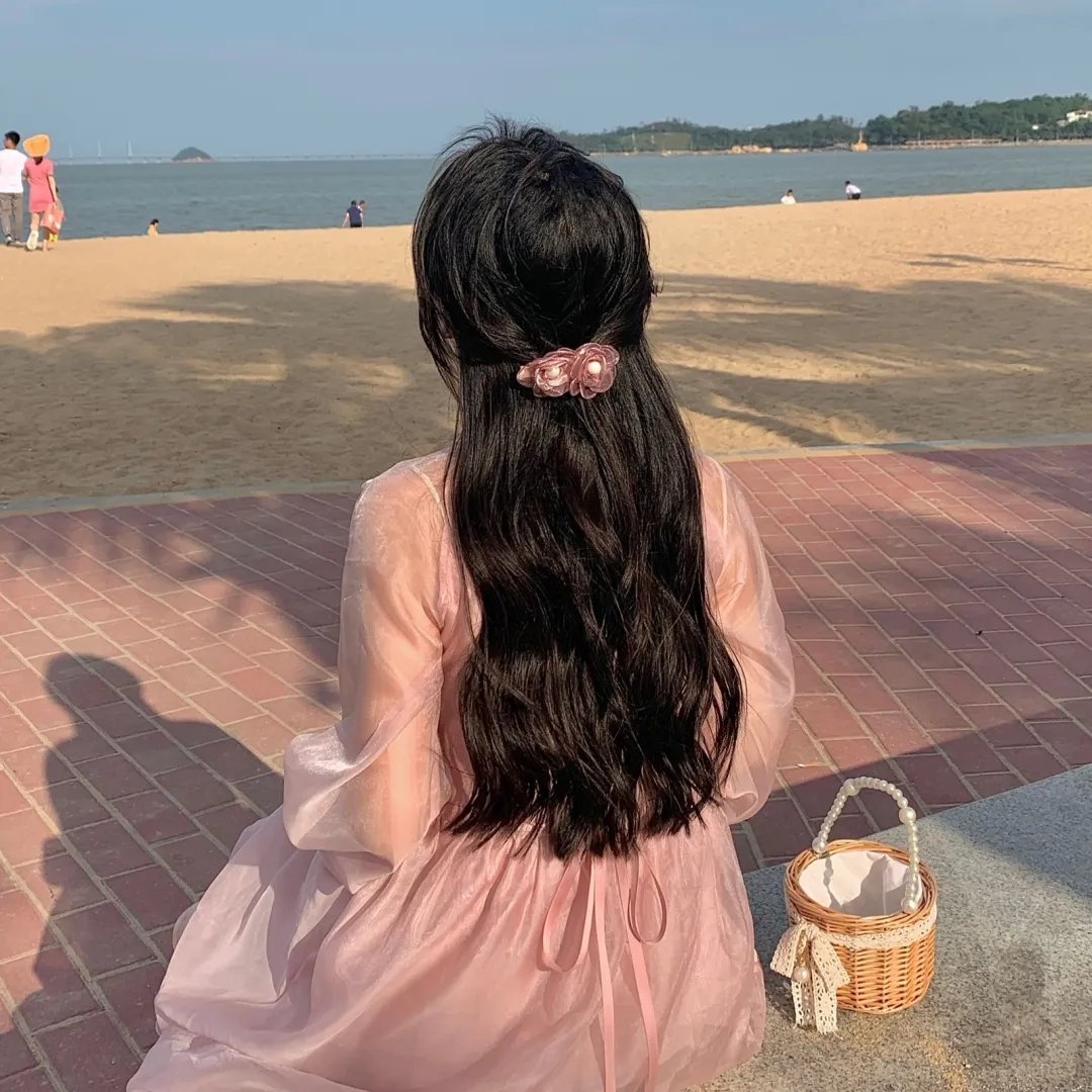 家有蛇仙美貌妻